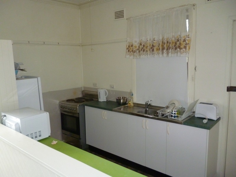 4 Morgan Crescent, Raymond Terrace NSW 2324