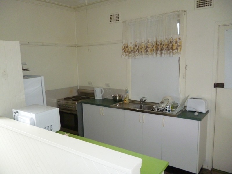 4 Morgan Crescent, Raymond Terrace NSW 2324