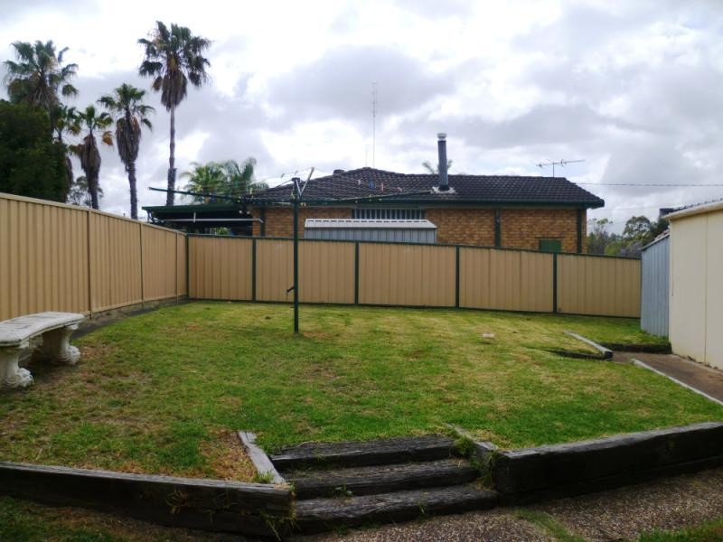 7 GARDEN AVENUE, Raymond Terrace NSW 2324