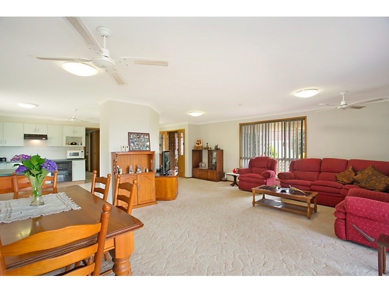 12 Cooper Street, Raymond Terrace NSW 2324