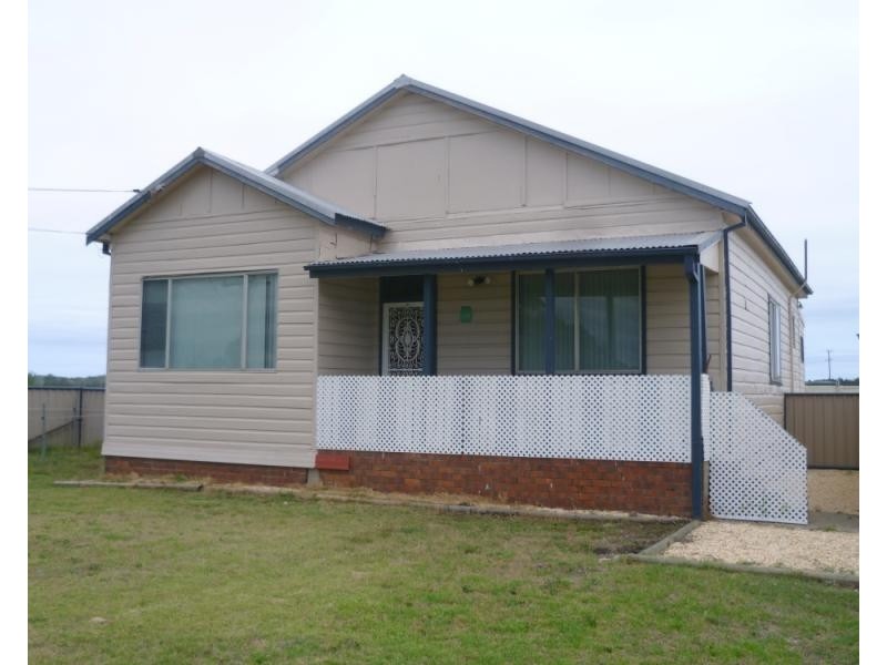 75 CABBAGE TREE ROAD, Williamtown NSW 2318