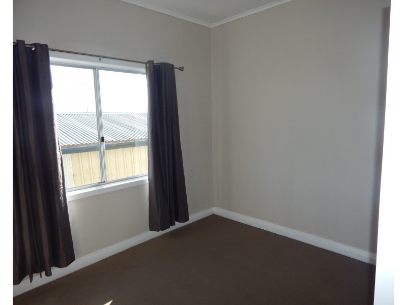 75 CABBAGE TREE ROAD, Williamtown NSW 2318