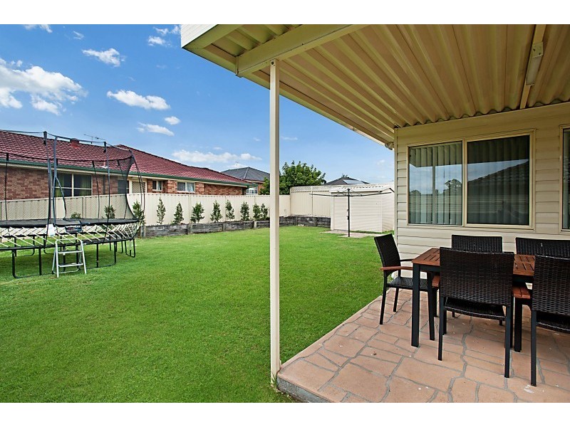 27 Dalyell Way, Raymond Terrace NSW 2324