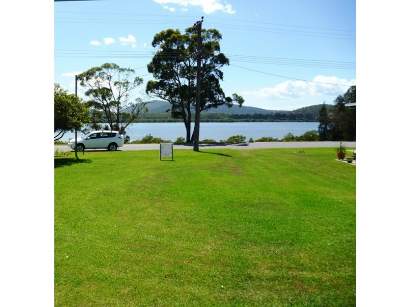 8 Riverside Drive, Karuah NSW 2324