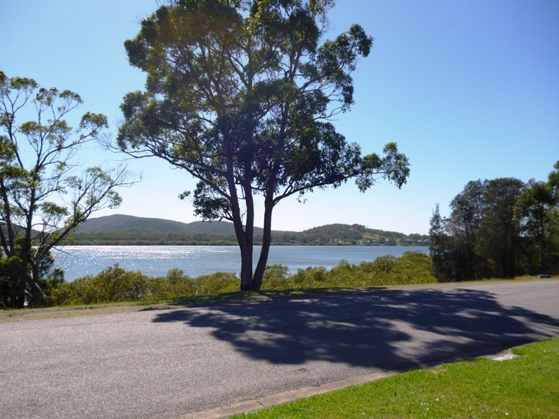 8 Riverside Drive, Karuah NSW 2324