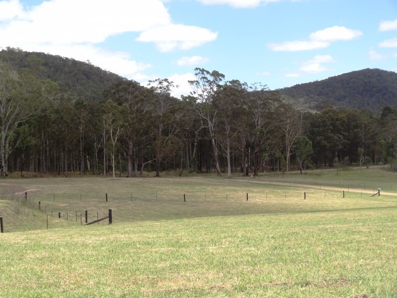 447-449 Limeburners Creek Road, Clarence Town NSW 2321