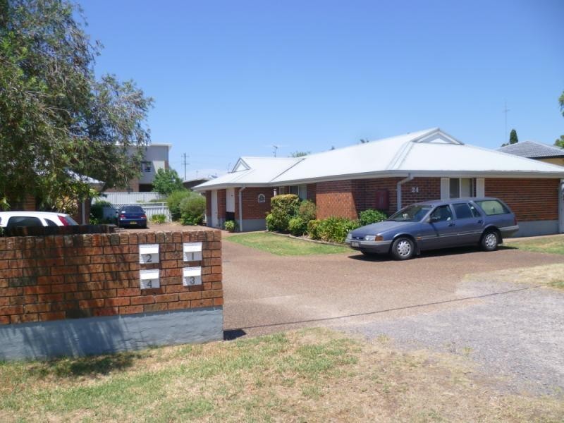 4/24 GWEN PARADE, Raymond Terrace NSW 2324