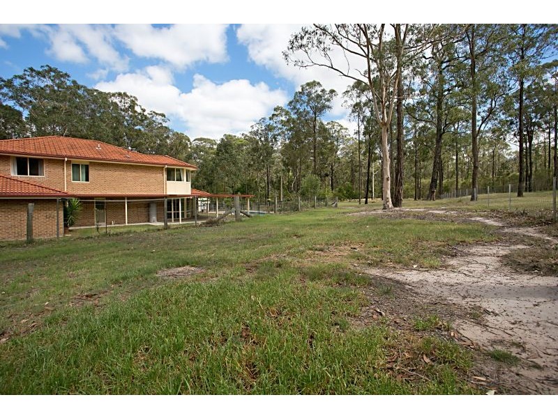 11A Giles Road, Seaham NSW 2324