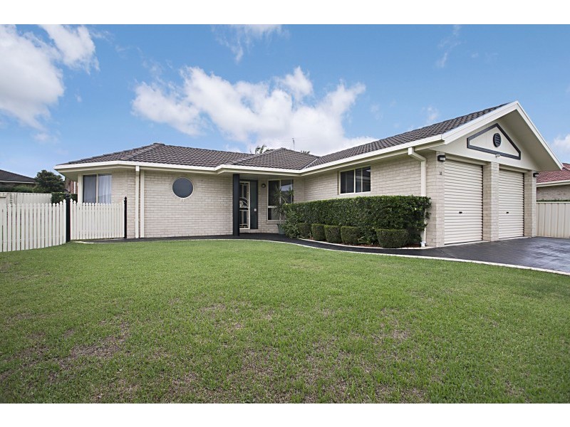 10 Leigh Place, Raymond Terrace NSW 2324