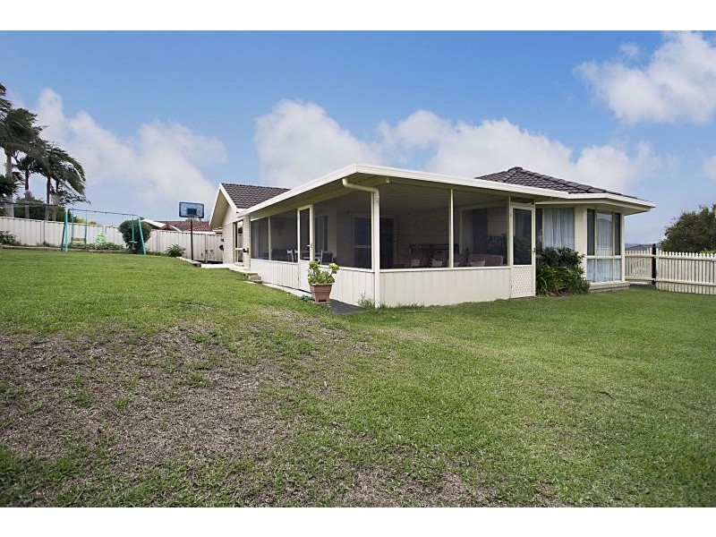 10 Leigh Place, Raymond Terrace NSW 2324