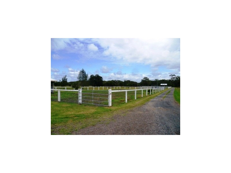 240 Lilleys Road, Swan Bay NSW 2324