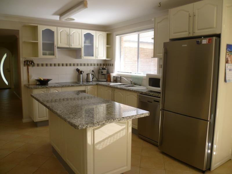 17 FURRACABAD CLOSE, Raymond Terrace NSW 2324