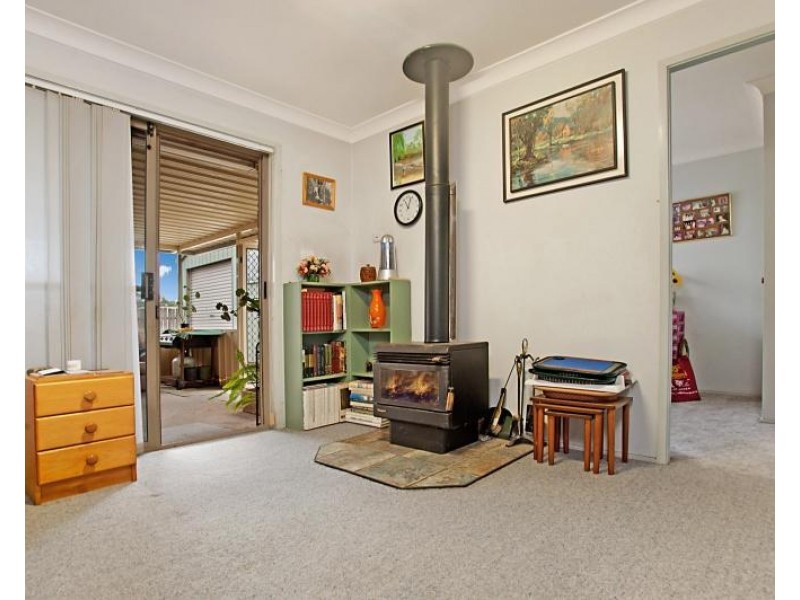 160 BENJAMIN LEE DRIVE, Raymond Terrace NSW 2324