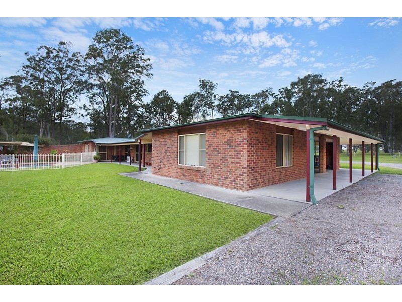 19 Gwandalan Close, Brandy Hill NSW 2324
