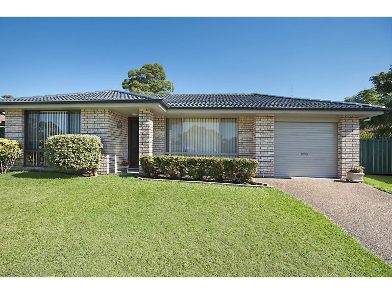 10 Clarke Close, Raymond Terrace NSW 2324