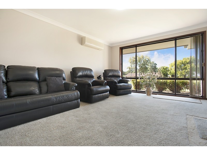 10 Clarke Close, Raymond Terrace NSW 2324