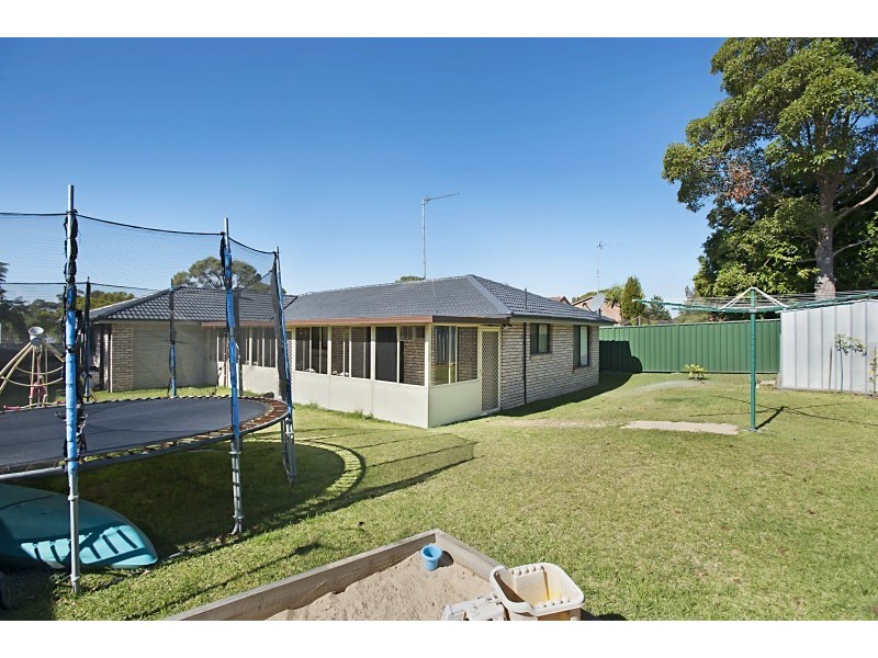 10 Clarke Close, Raymond Terrace NSW 2324