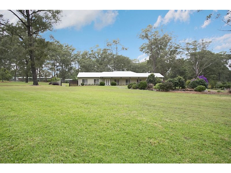 7 South Esk Drive, Seaham NSW 2324