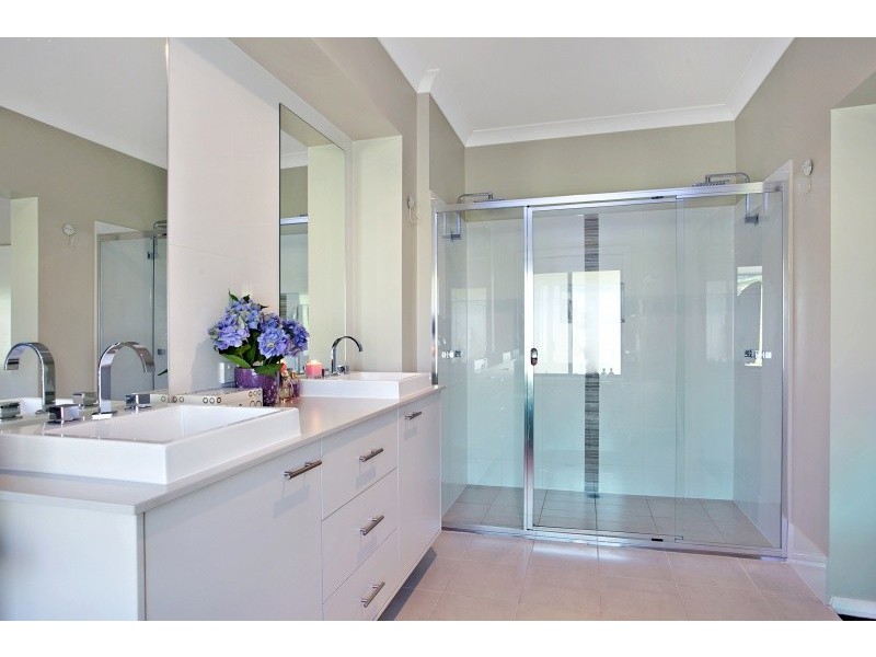 3 Regal Way, Seaham NSW 2324