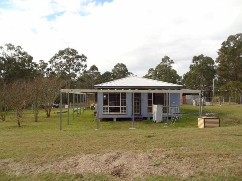 7 Lowe Street, Clarence Town NSW 2321