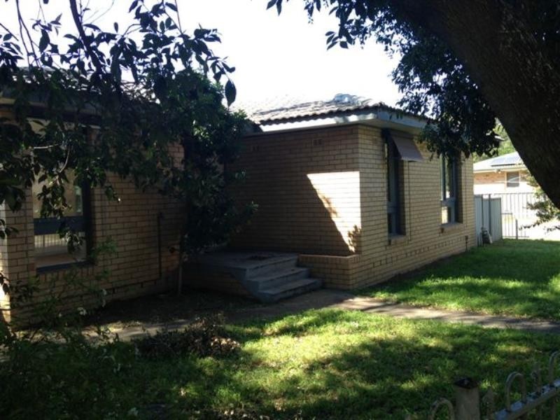 8 CLYDE CIRCUIT, Raymond Terrace NSW 2324