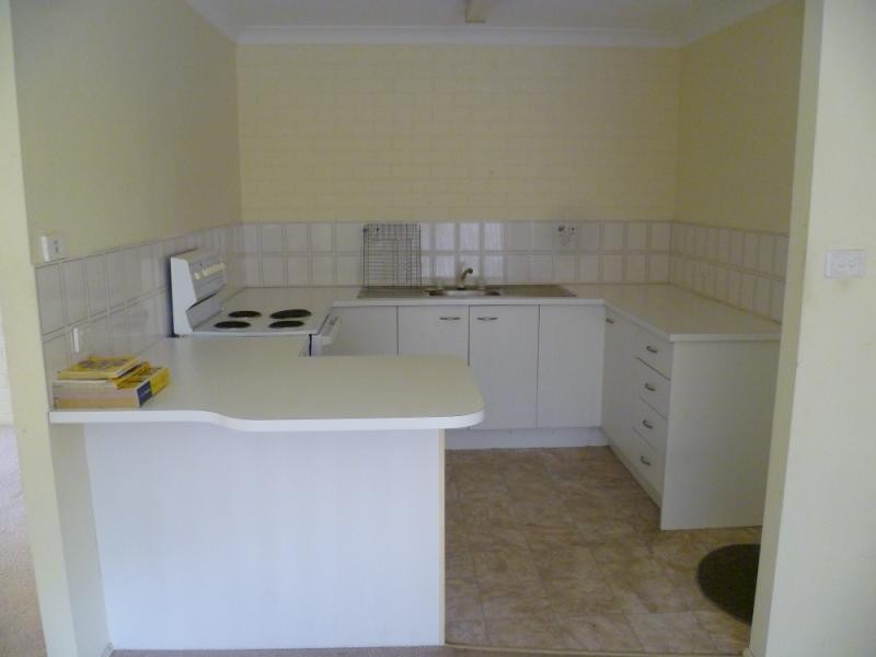 2/16 COOLABAH ROAD, Medowie NSW 2318