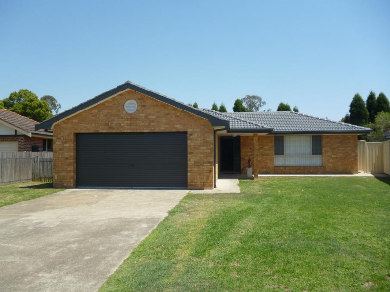 12 Kirkton Close, Raymond Terrace NSW 2324