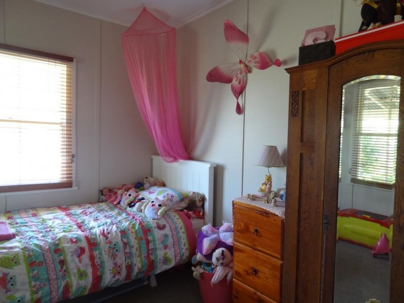 75 Durham Street, Clarence Town NSW 2321