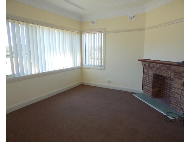 9 NOTTS LANE, Glen Oak NSW 2320
