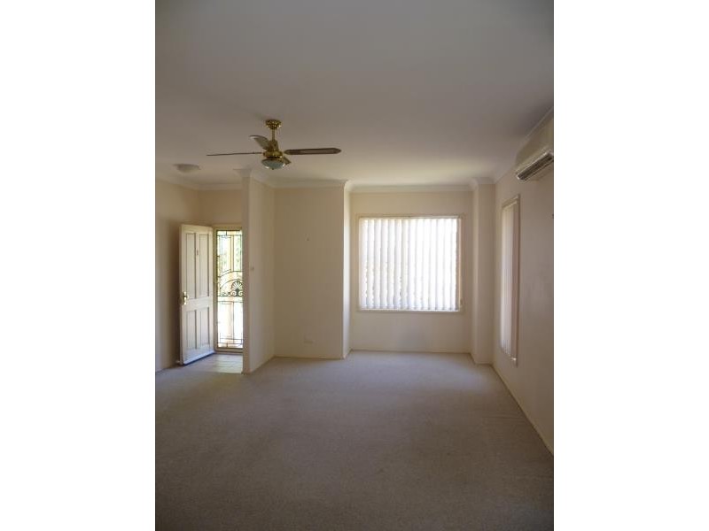 18 CANTEBURY DRIVE, Morpeth NSW 2321