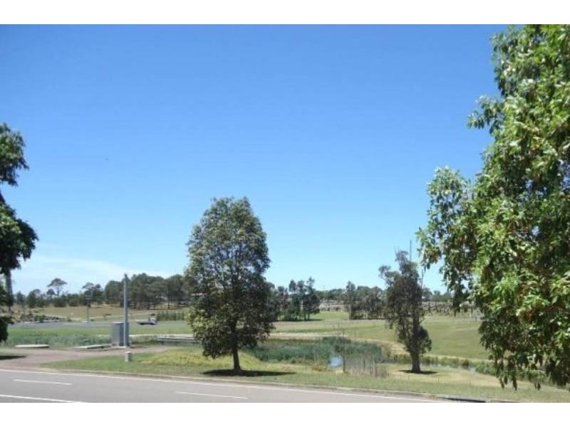 18 CANTEBURY DRIVE, Morpeth NSW 2321