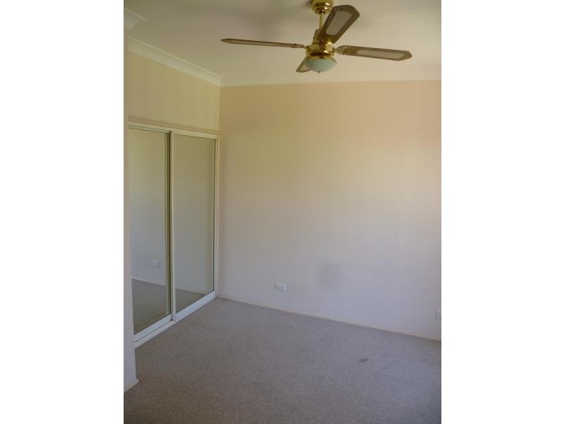 18 CANTEBURY DRIVE, Morpeth NSW 2321