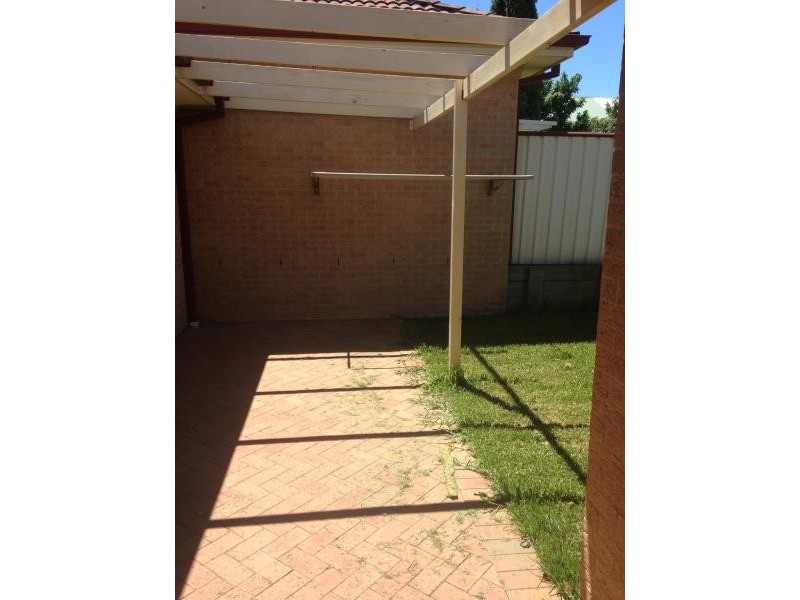 18 CANTEBURY DRIVE, Morpeth NSW 2321