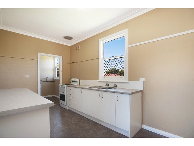 16 Alma Street, Raymond Terrace NSW 2324