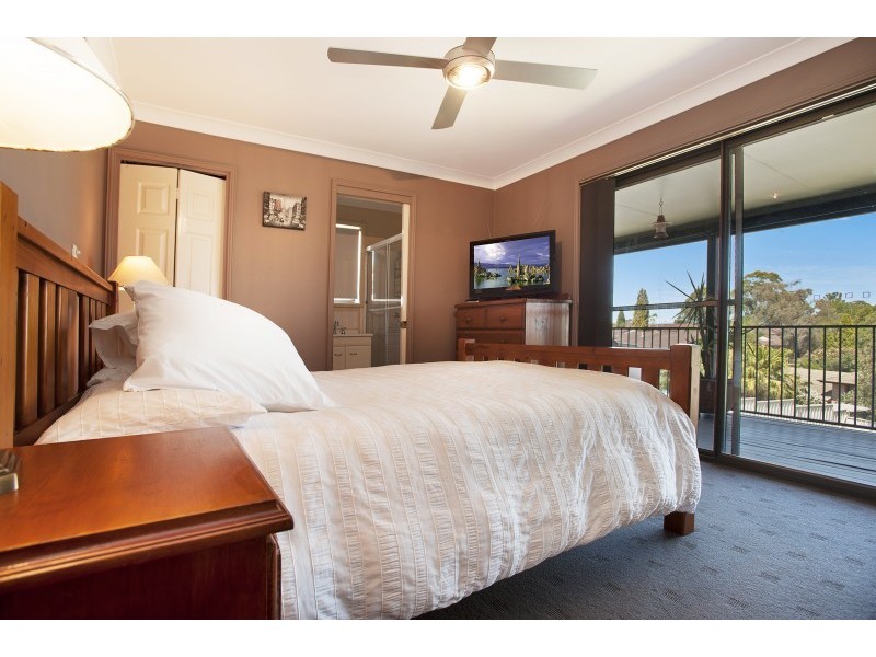 24 Barrellier Close, Raymond Terrace NSW 2324