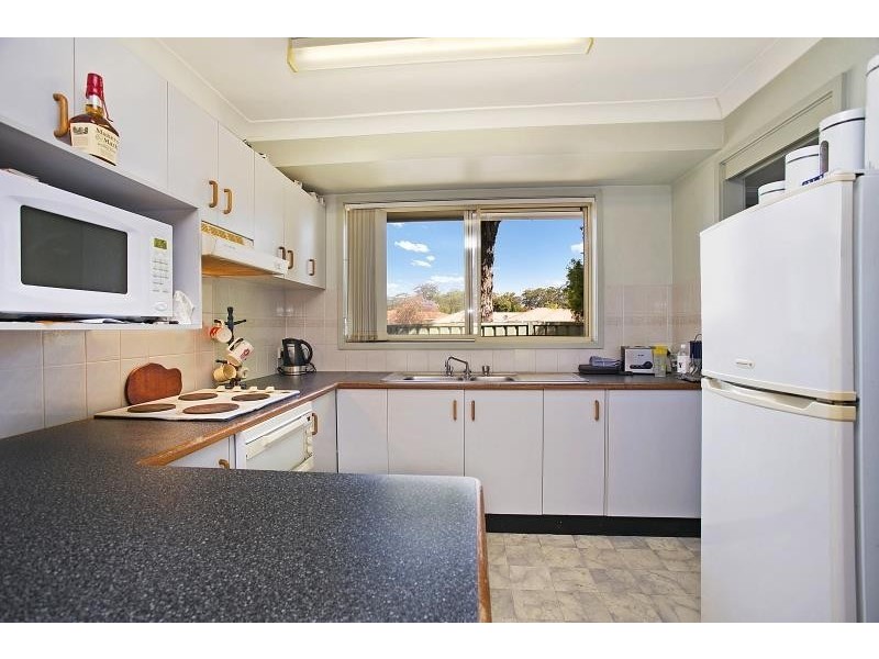 11/15 HASTINGS DRIVE, Raymond Terrace NSW 2324