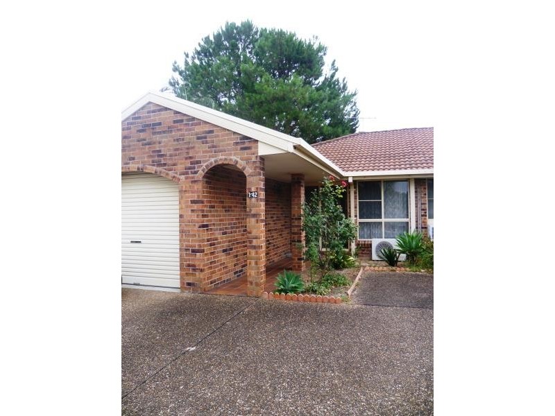 1/42 BENJAMIN LEE DRIVE, Raymond Terrace NSW 2324