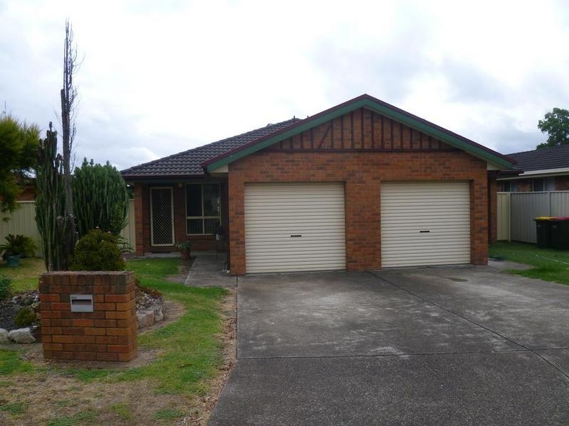 1&2/6 Chisholm Court, Raymond Terrace NSW 2324