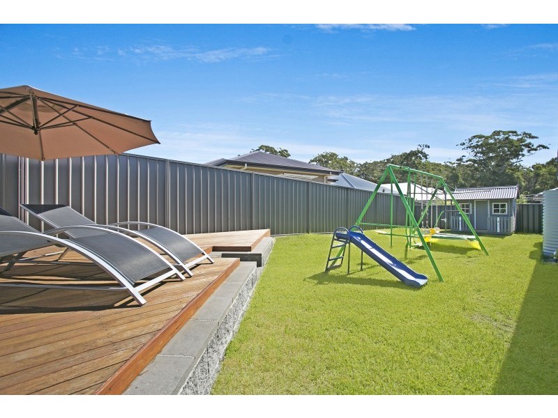 3 Bitou Way, Fern Bay NSW 2295