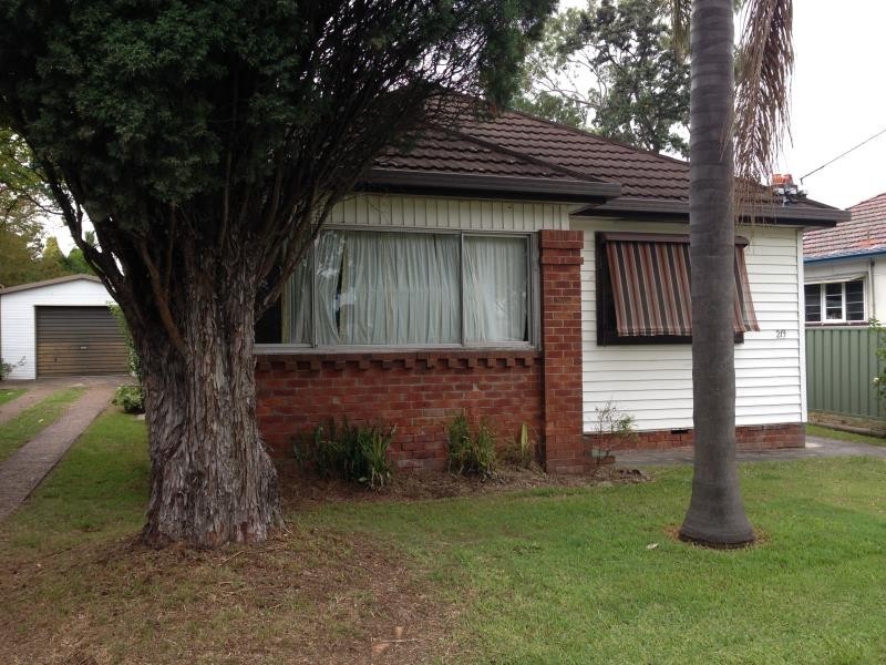 219 ADELAIDE STREET, Raymond Terrace NSW 2324