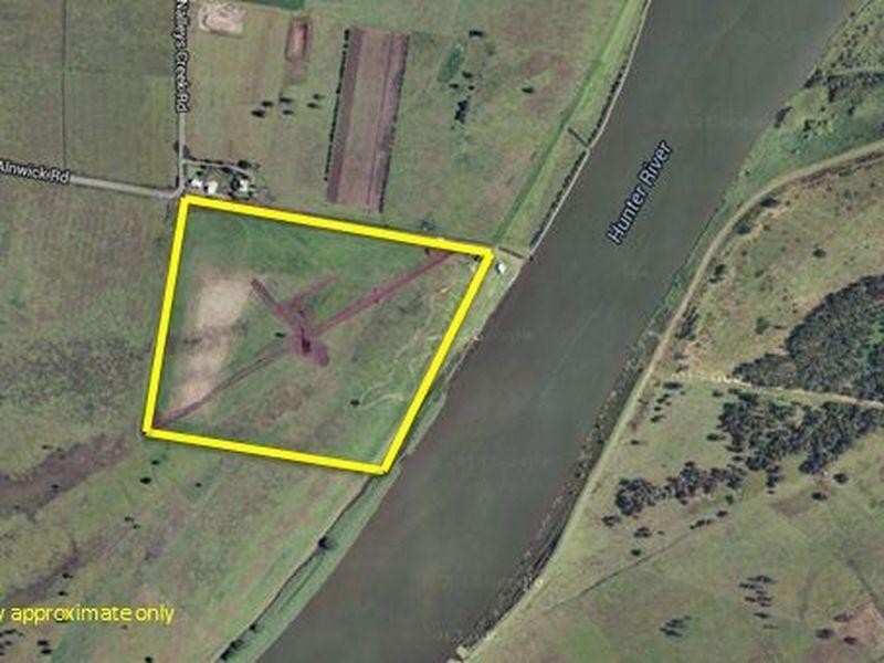 163 Nalleys Creek Road, Millers Forest NSW 2324