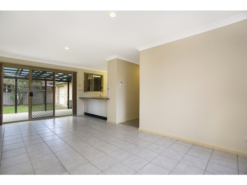 39 Cederwood Crescent, Raymond Terrace NSW 2324