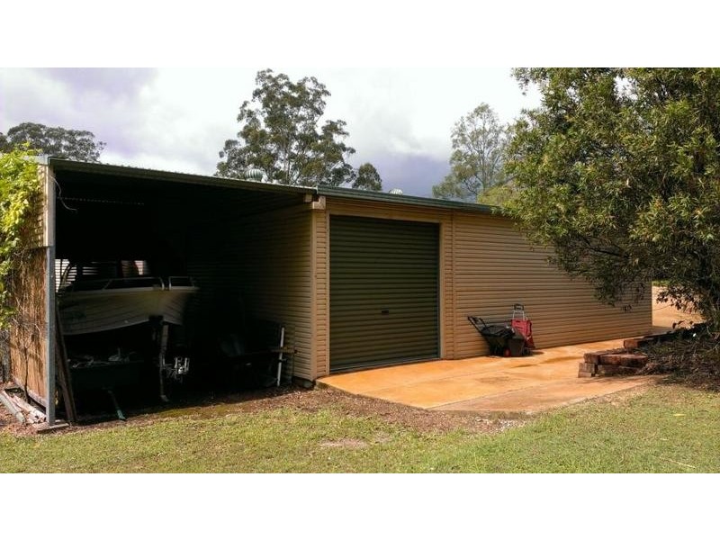 6 Eskdale Park Drive, Seaham NSW 2324