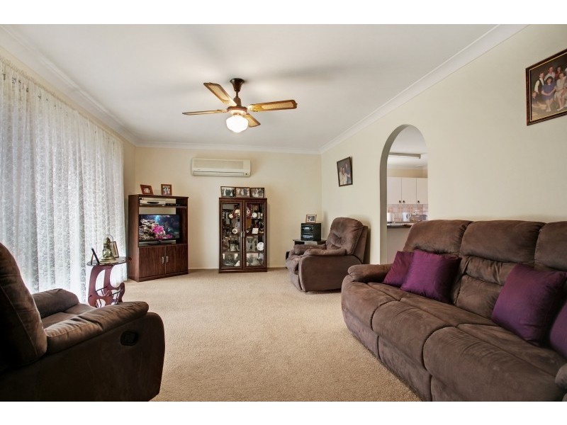 17 Durham Close, Raymond Terrace NSW 2324