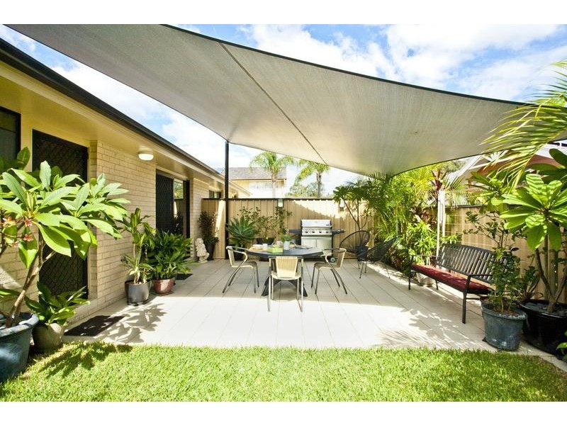 2/173 Benjamin Lee Drive, Raymond Terrace NSW 2324