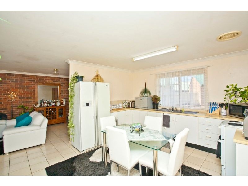 1/4-6 Eskdale Drive, Raymond Terrace NSW 2324