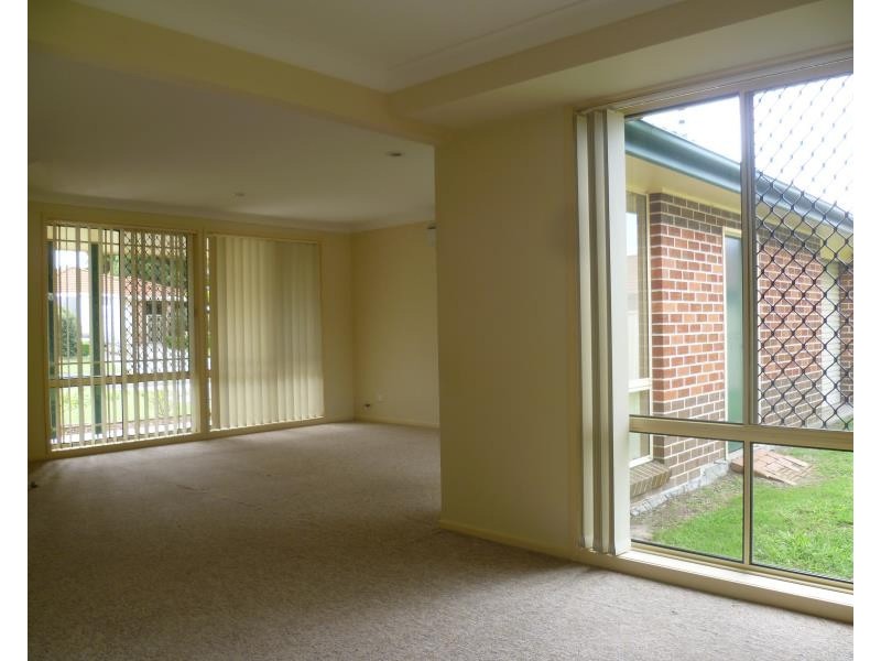 46 CEDERWOOD CRESCENT, Raymond Terrace NSW 2324
