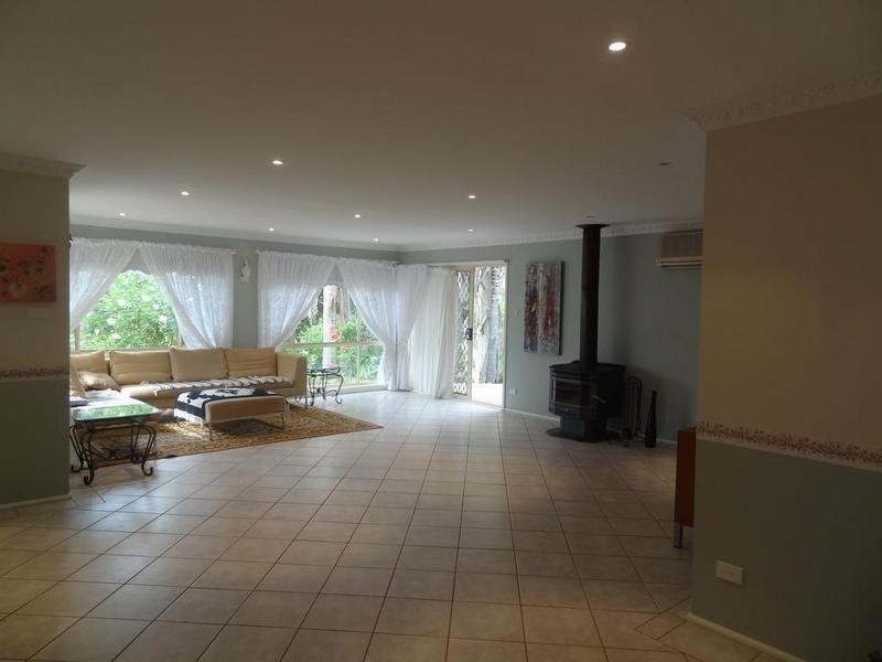 14 Timber Top Road, Glen Oak NSW 2320