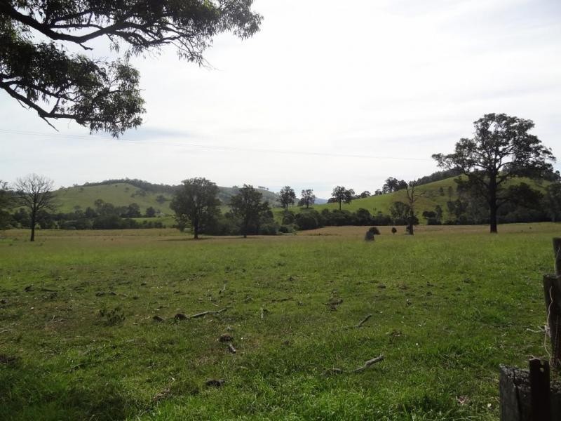 17 Wattle Tree Road, Dungog NSW 2420