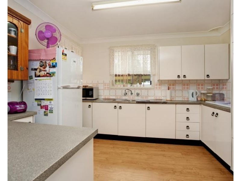 17 DURHAM CLOSE, Raymond Terrace NSW 2324